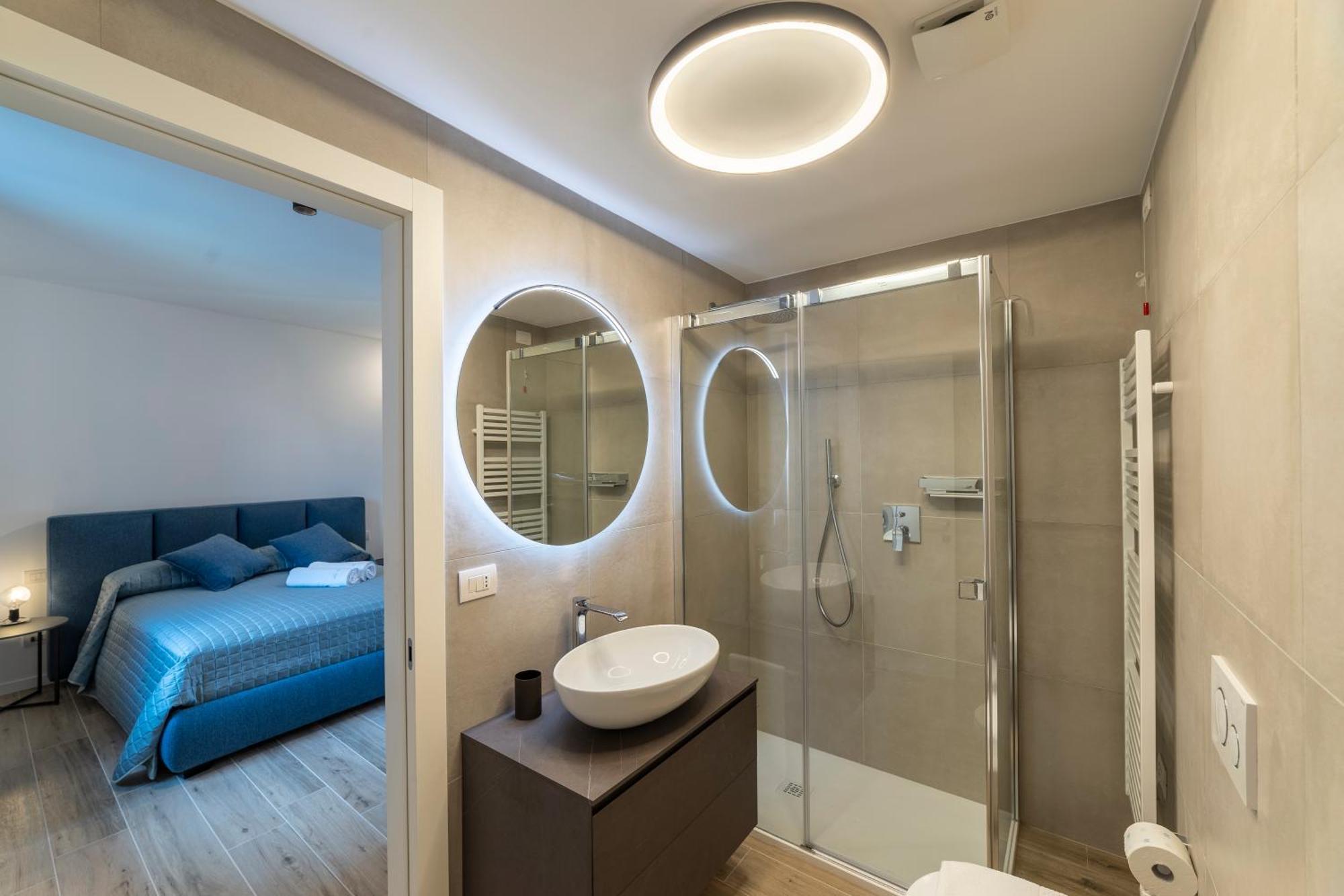 Alex'S Luxury Lake View Apt Pool And Tennis Como Exterior photo
