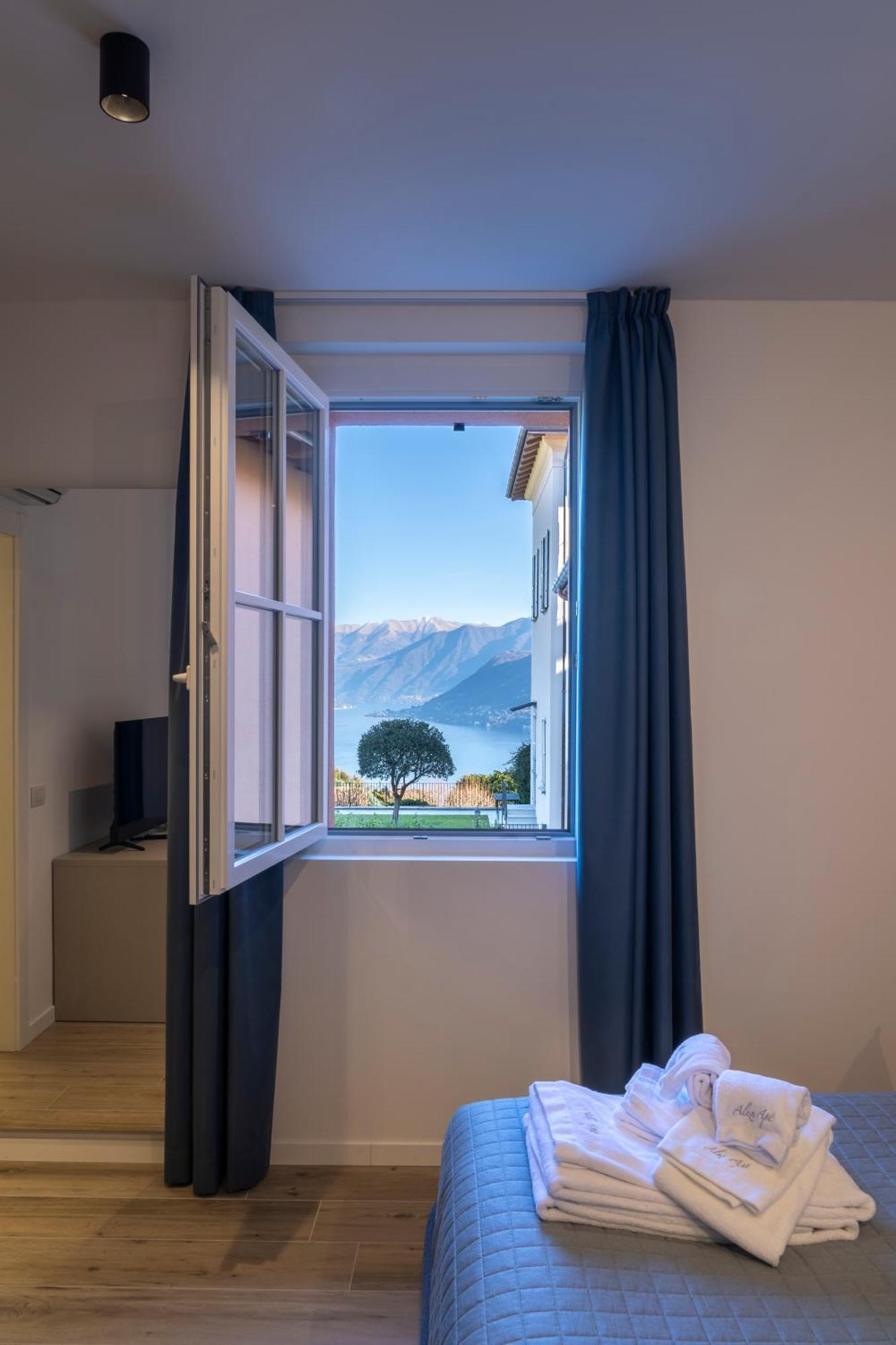 Alex'S Luxury Lake View Apt Pool And Tennis Como Exterior photo